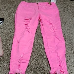 Nwt hot pink distressed skinny Jean's. Size 3x